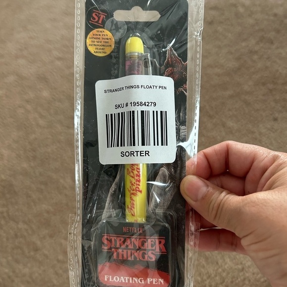 Stranger things bundle shirt Pen and journal - Picture 4 of 9